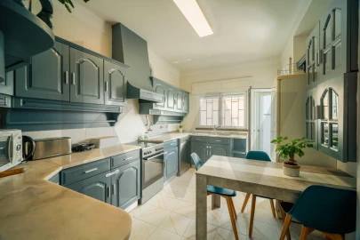 Moradia T5 para Venda em São Domingos de Rana