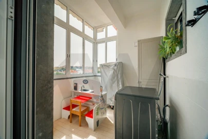 Moradia T5 para Venda em São Domingos de Rana