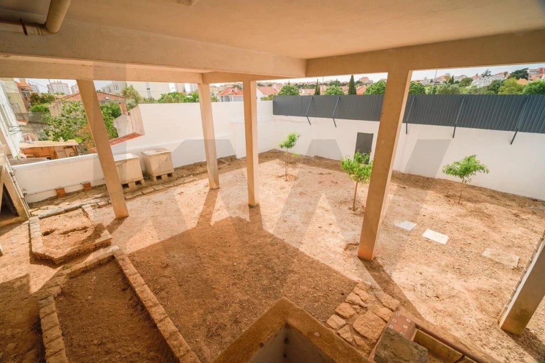 Moradia T5 para Venda em São Domingos de Rana Foto 33