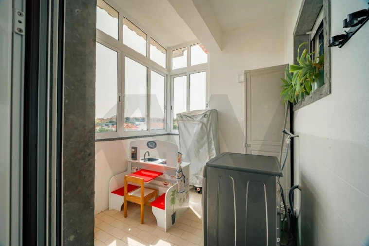 Moradia T5 para Venda em São Domingos de Rana Foto 11