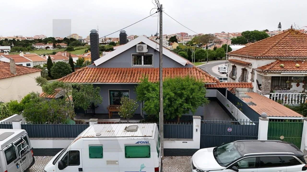 Moradia T5 para Venda em São Domingos de Rana Foto 35