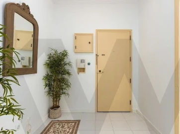 Apartamento T1 para Venda em Charneca de Caparica e Sobreda