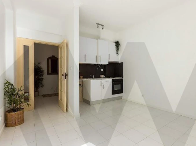 Apartamento T1 para Venda em Charneca de Caparica e Sobreda Foto 8