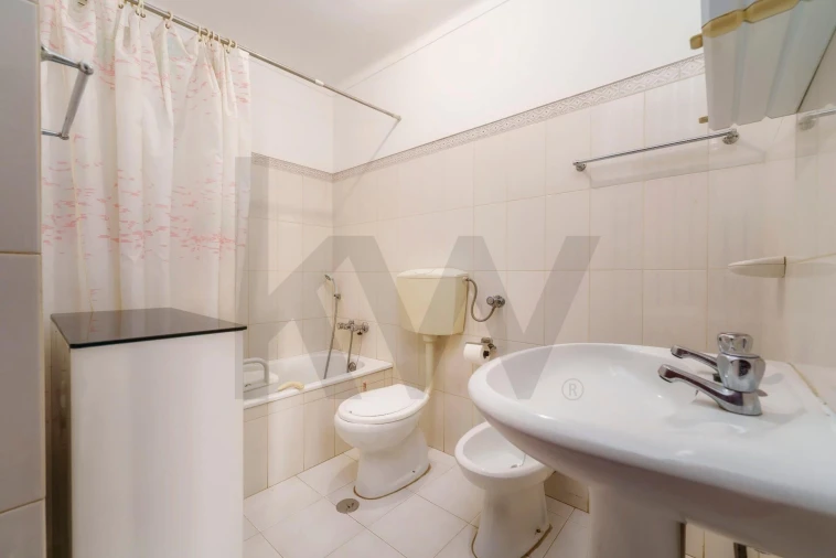 Apartamento T3 para Venda em São Brás de Alportel Foto 12