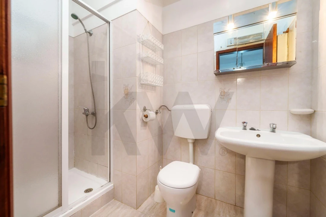 Apartamento T3 para Venda em São Brás de Alportel Foto 17