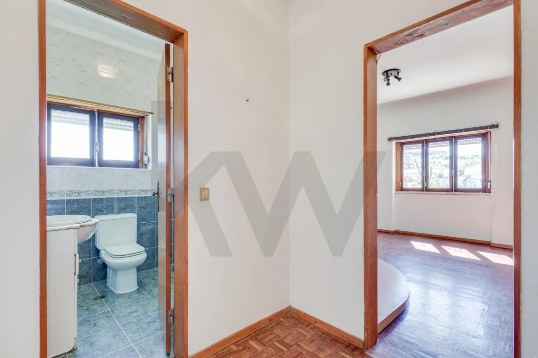 Moradia T4 para Venda em Loures Foto 15