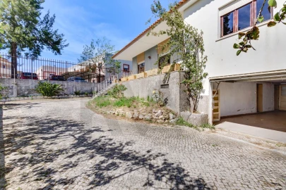 Moradia T4 para Venda em Loures