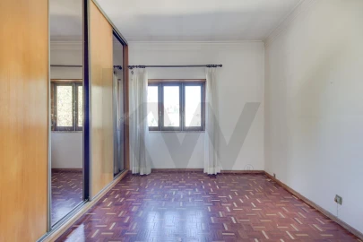 Moradia T4 para Venda em Loures