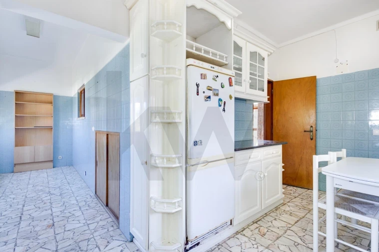 Moradia T4 para Venda em Loures Foto 31