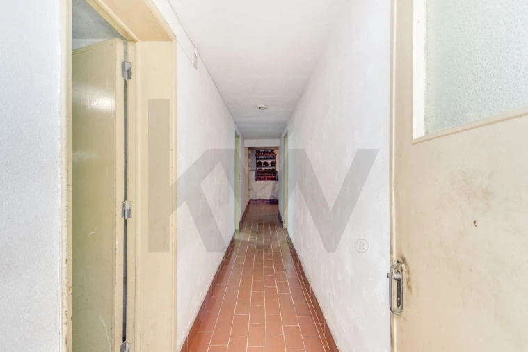 Moradia T4 para Venda em Loures Foto 49