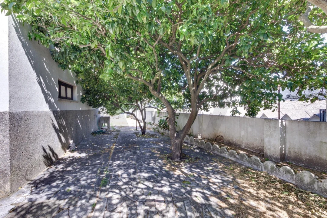 Moradia T4 para Venda em Loures Foto 67