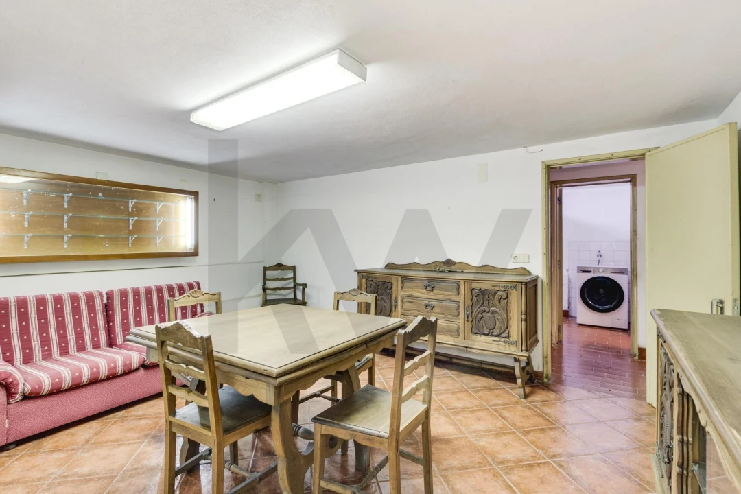 Moradia T4 para Venda em Loures Foto 53