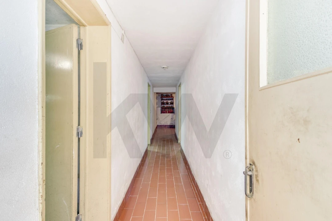 Moradia T4 para Venda em Loures Foto 49