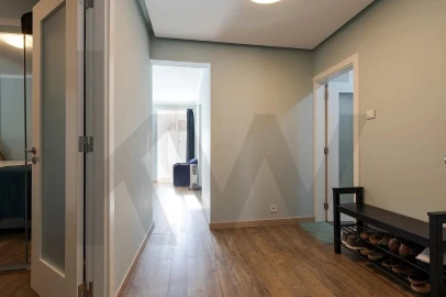 Apartamento T2 para Venda em Oeiras e São Julião da Barra, Paço de Arcos e Caxias