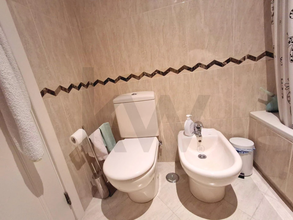 Apartamento T3 para Arrendamento em Carnide Foto 13