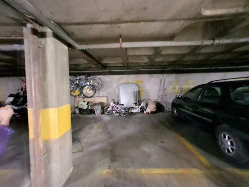 Apartamento T3 para Arrendamento em Carnide Foto 14