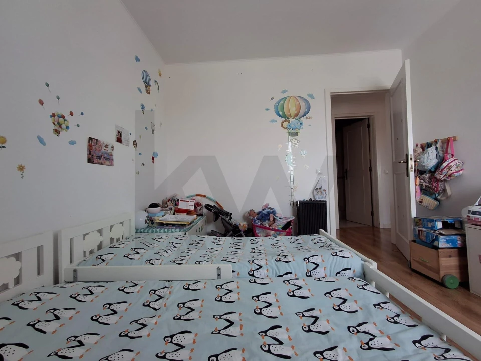 Apartamento T3 para Arrendamento em Carnide Foto 10