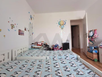 Apartamento T3 para Arrendamento em Carnide