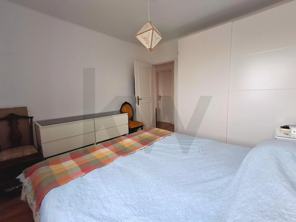 Apartamento T3 para Arrendamento em Carnide Foto 10