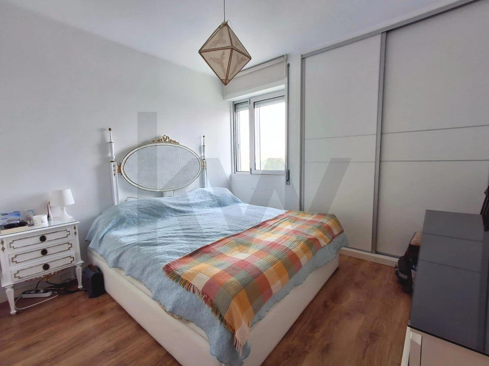 Apartamento T3 para Arrendamento em Carnide Foto 9