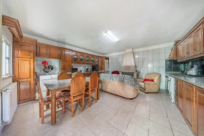 Moradia T3 para Venda em Gondoriz