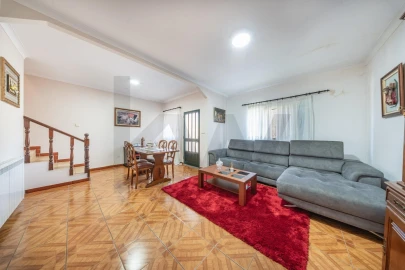 Moradia T3 para Venda em Gondoriz