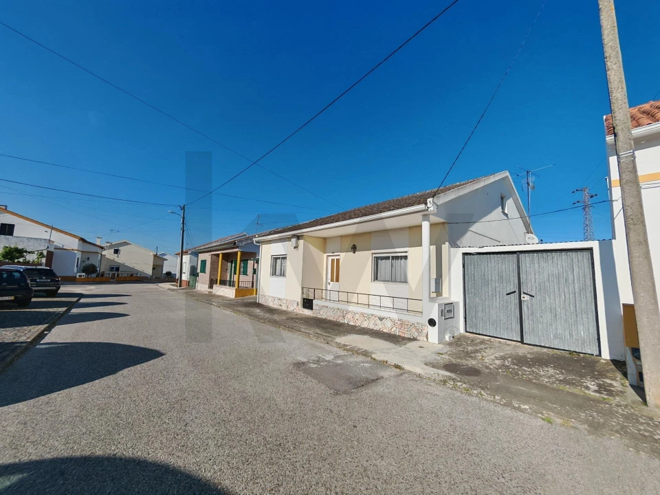 Moradia T3 para Venda em Tramagal Foto 27