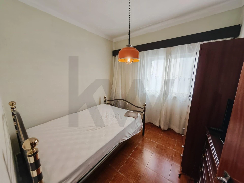 Moradia T3 para Venda em Tramagal Foto 5