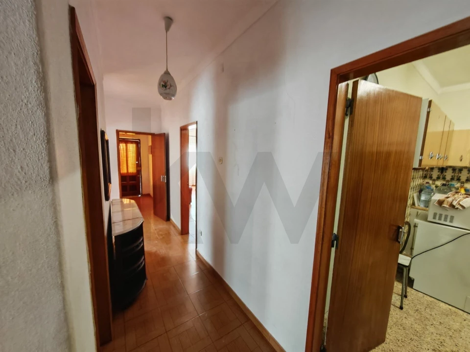 Moradia T3 para Venda em Tramagal Foto 13