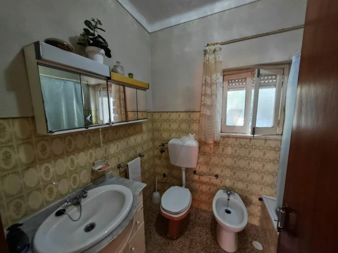 Moradia T3 para Venda em Tramagal Foto 8