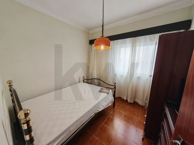 Moradia T3 para Venda em Tramagal Foto 5