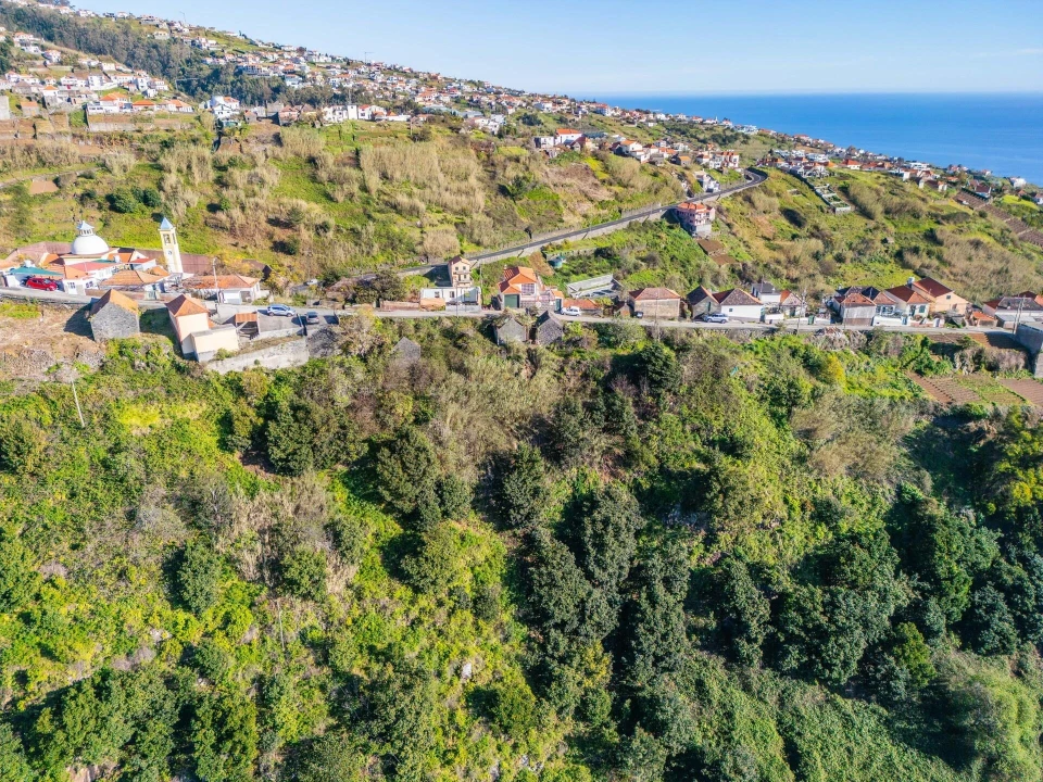 Terreno para Venda em Arco da Calheta Foto 7
