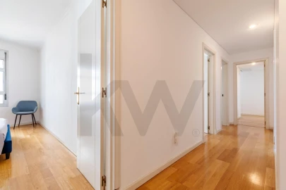 Apartamento T4 para Venda em Campolide