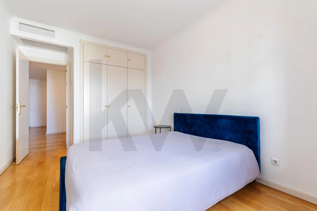 Apartamento T4 para Venda em Campolide Foto 25