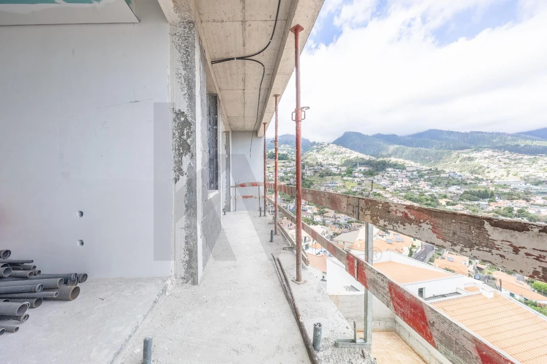 Moradia T3 para Venda em Santo Antonio Foto 35
