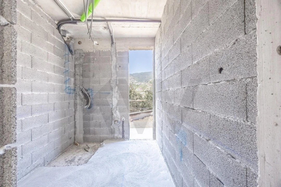 Moradia T3 para Venda em Santo Antonio Foto 38