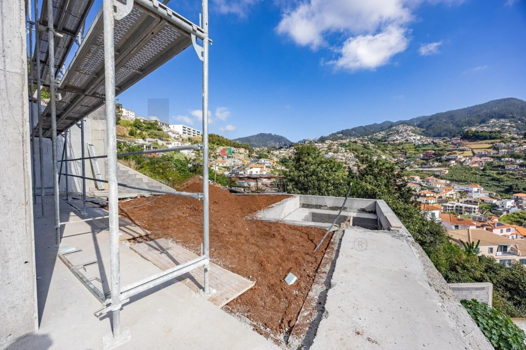 Moradia T3 para Venda em Santo Antonio Foto 38