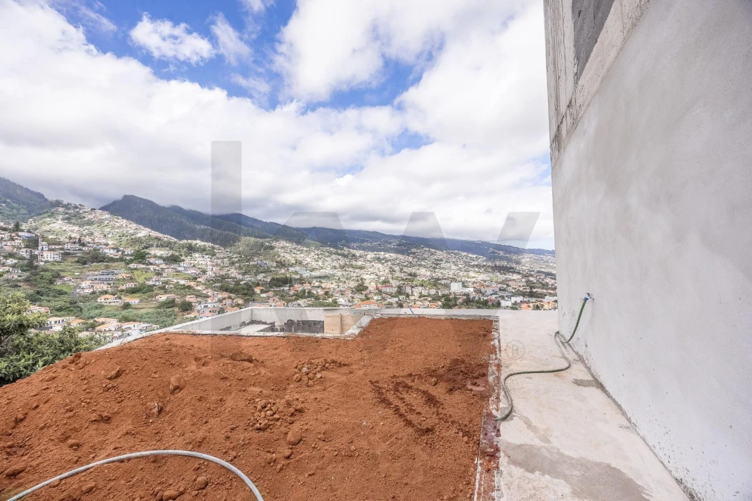 Moradia T3 para Venda em Santo Antonio Foto 60