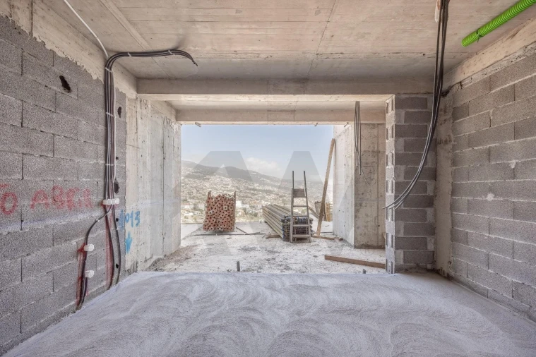 Moradia T3 para Venda em Santo Antonio Foto 31