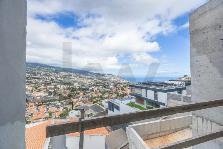 Moradia T3 para Venda em Santo Antonio Foto 45