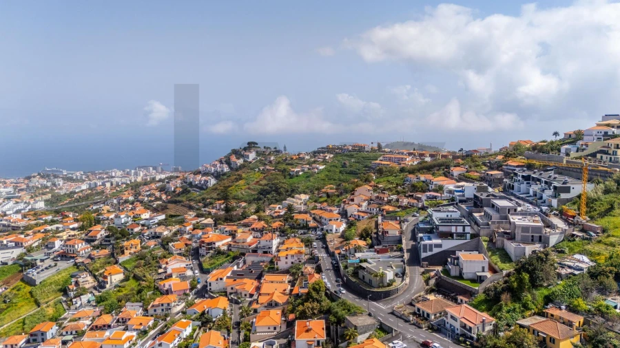 Moradia T3 para Venda em Santo Antonio Foto 2