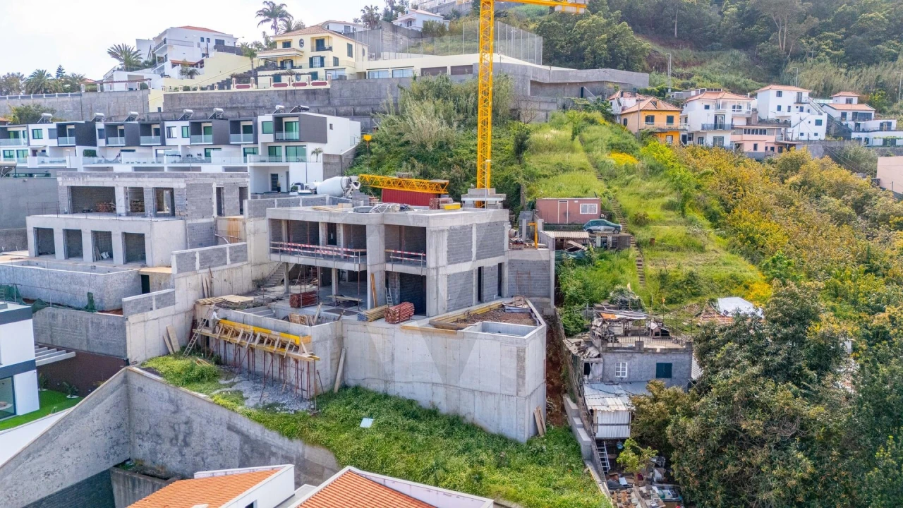 Moradia T3 para Venda em Santo Antonio Foto 25