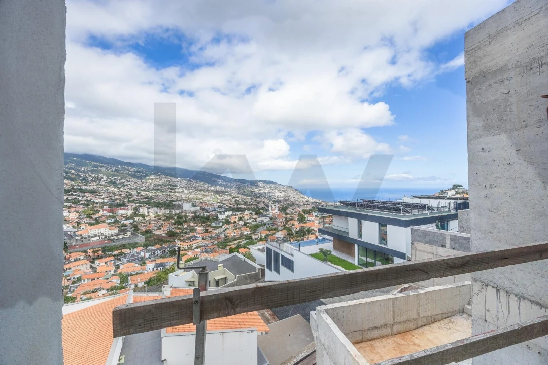 Moradia T3 para Venda em Santo Antonio Foto 45