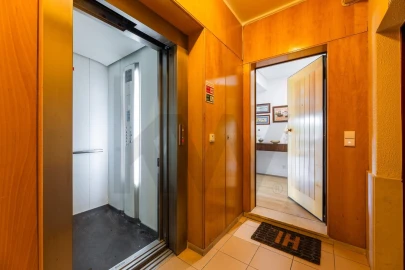 Apartamento T2 para Venda em Nogueiró e Tenões