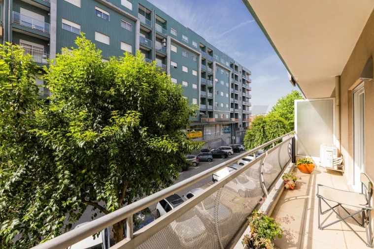 Apartamento T2 para Venda em Nogueiró e Tenões Foto 17