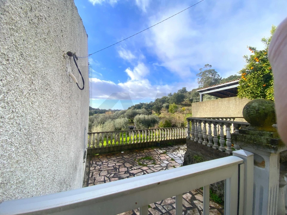 Moradia T3 para Venda em Vale de Prazeres e Mata da Rainha Foto 3