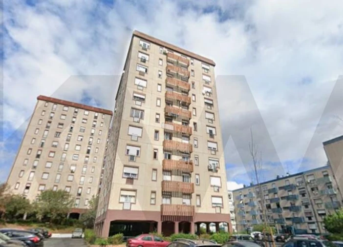 Apartamento T2 para Venda em Olivais Foto 12
