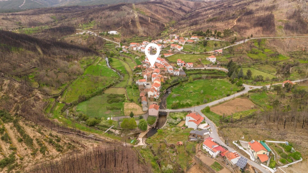 Moradia T2 para Venda em Unhais-O-Velho Foto 41