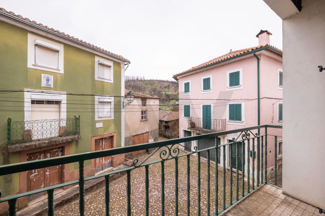 Moradia T2 para Venda em Unhais-O-Velho Foto 23