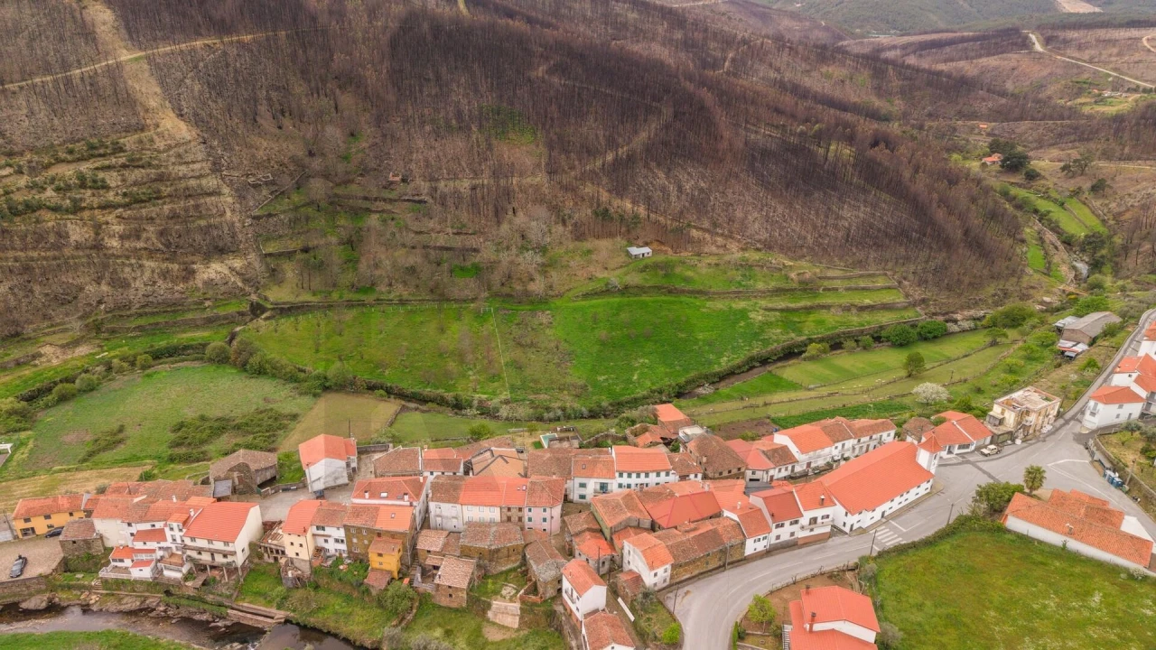 Moradia T2 para Venda em Unhais-O-Velho Foto 34